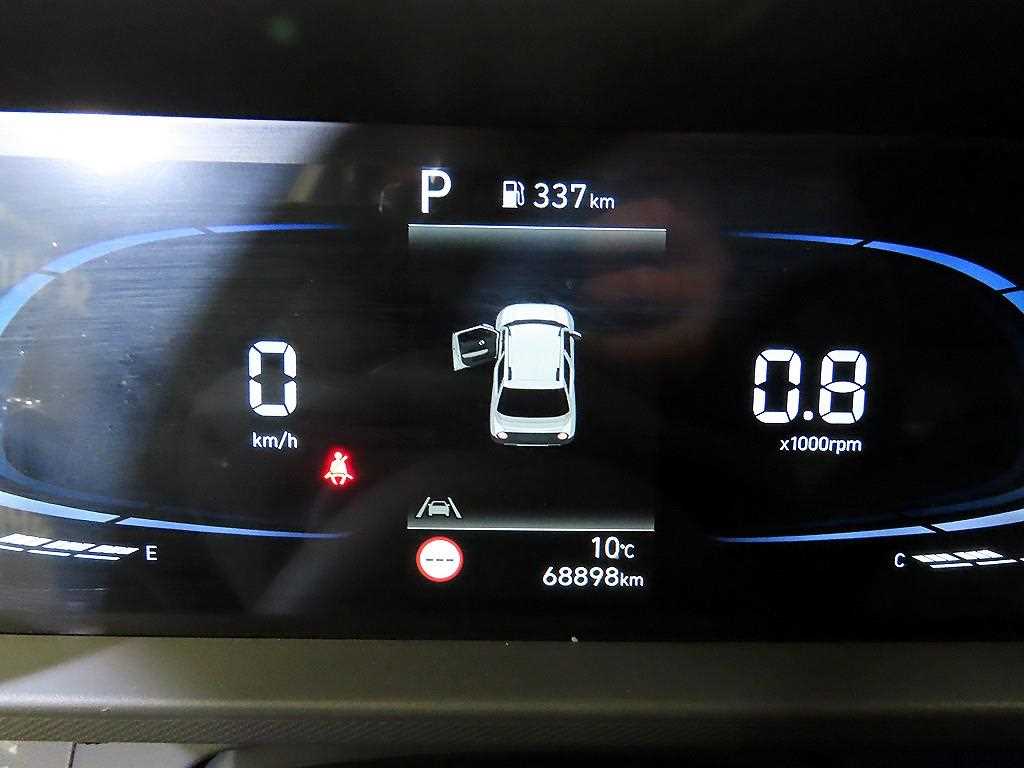 HYUNDAI Casper - Vista 9