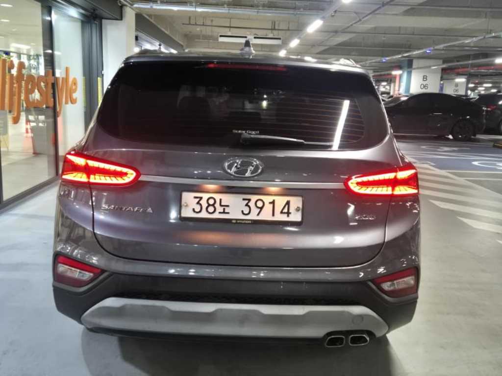HYUNDAI Santa Fe - Vista 5