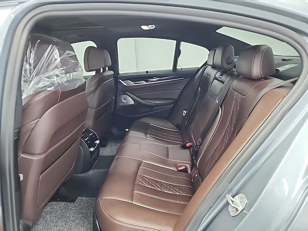 BMW 5 Series - Vista 12