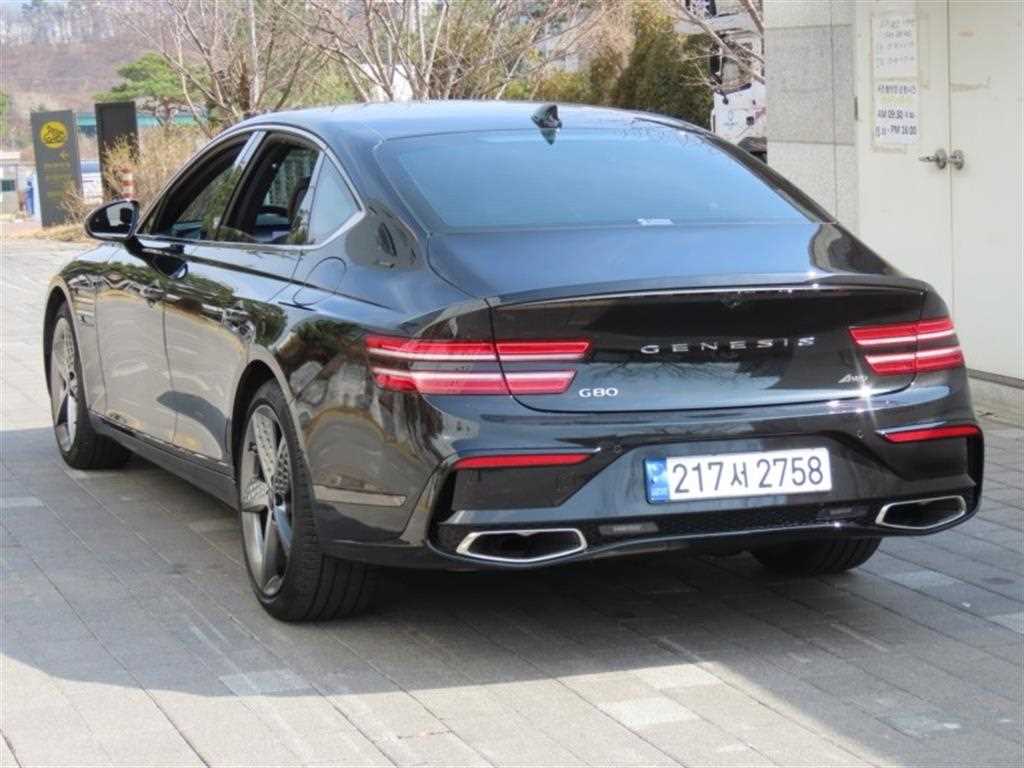 Genesis G80 - Vista 4