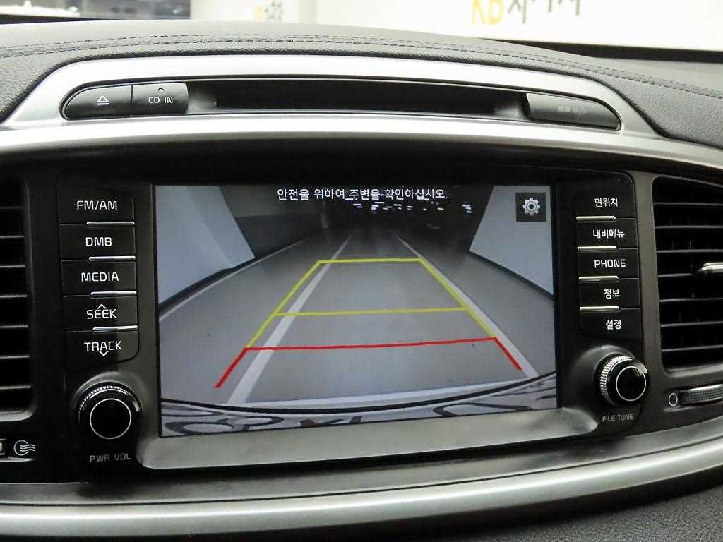 KIA Sorento - Vista 12