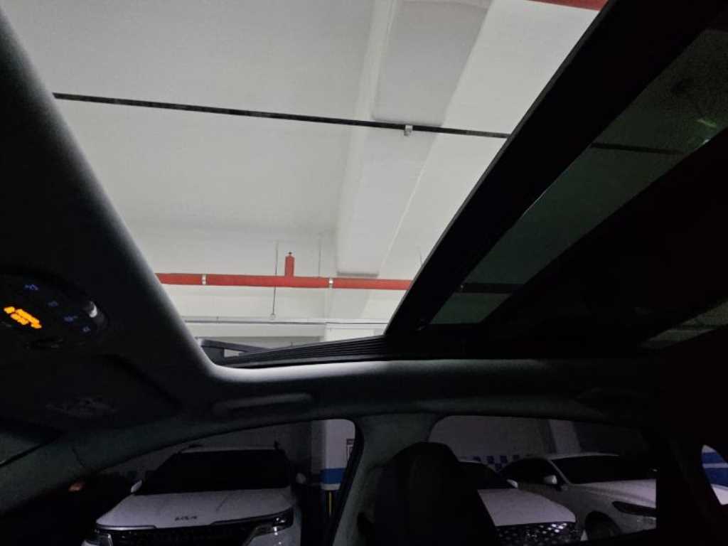 HYUNDAI Grandeur - Vista 6