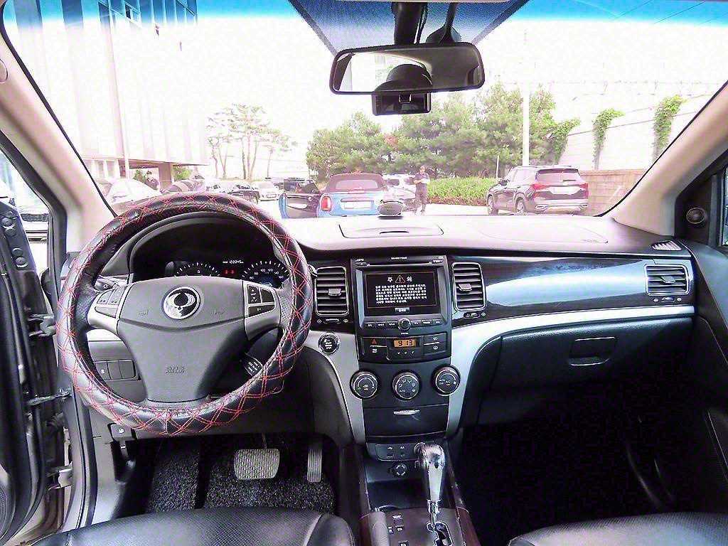 Ssangyong Korando - Vista 7