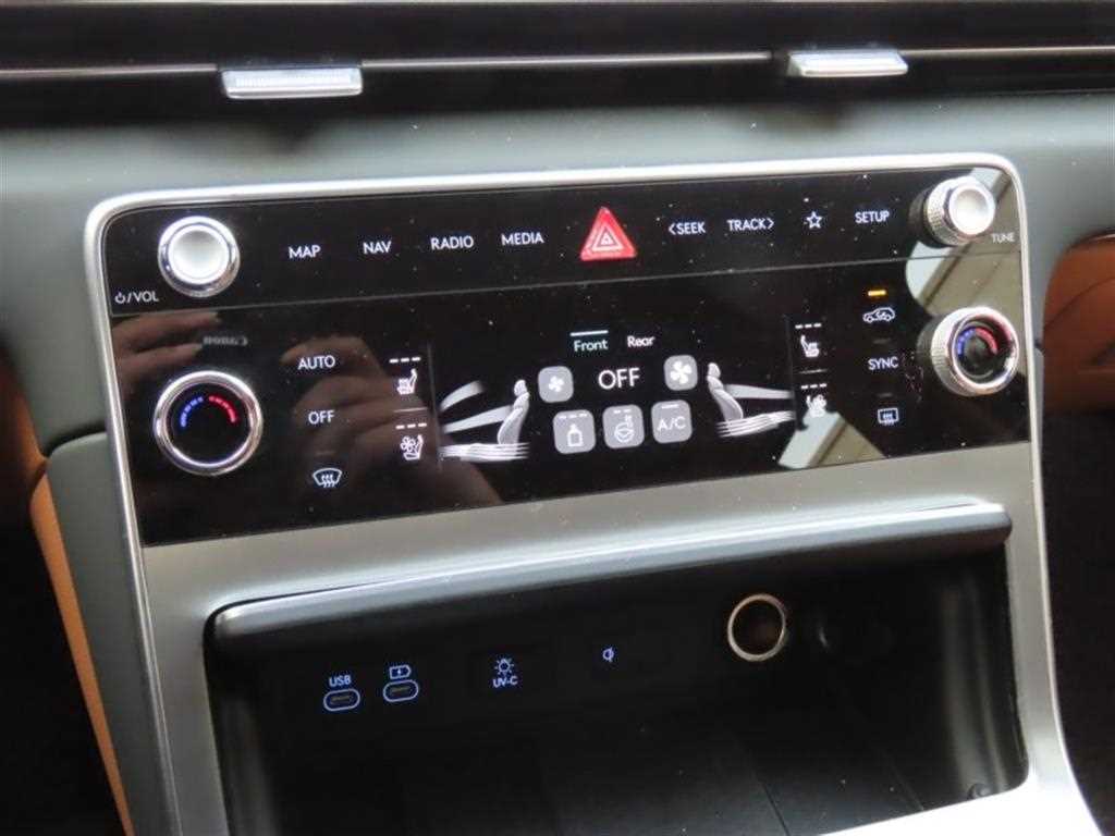 Genesis GV80 - Vista 7