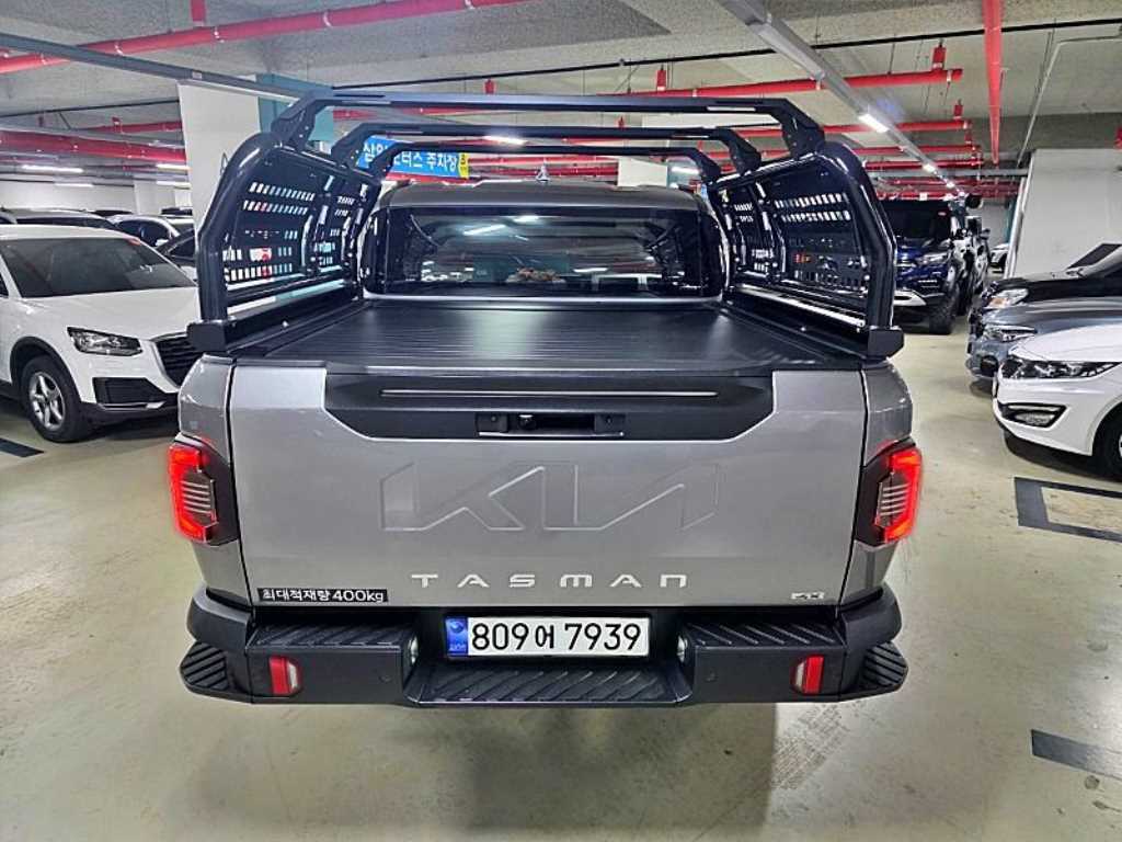 KIA Tasman - Vista 8