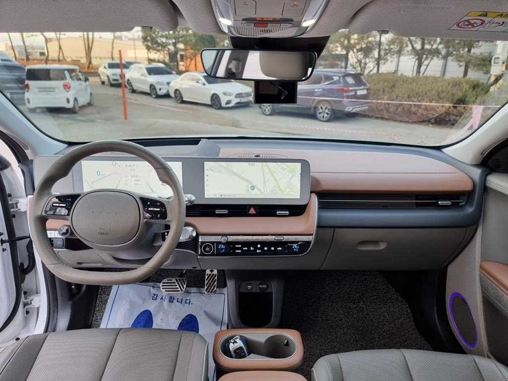 HYUNDAI Ioniq 5 - Vista 7