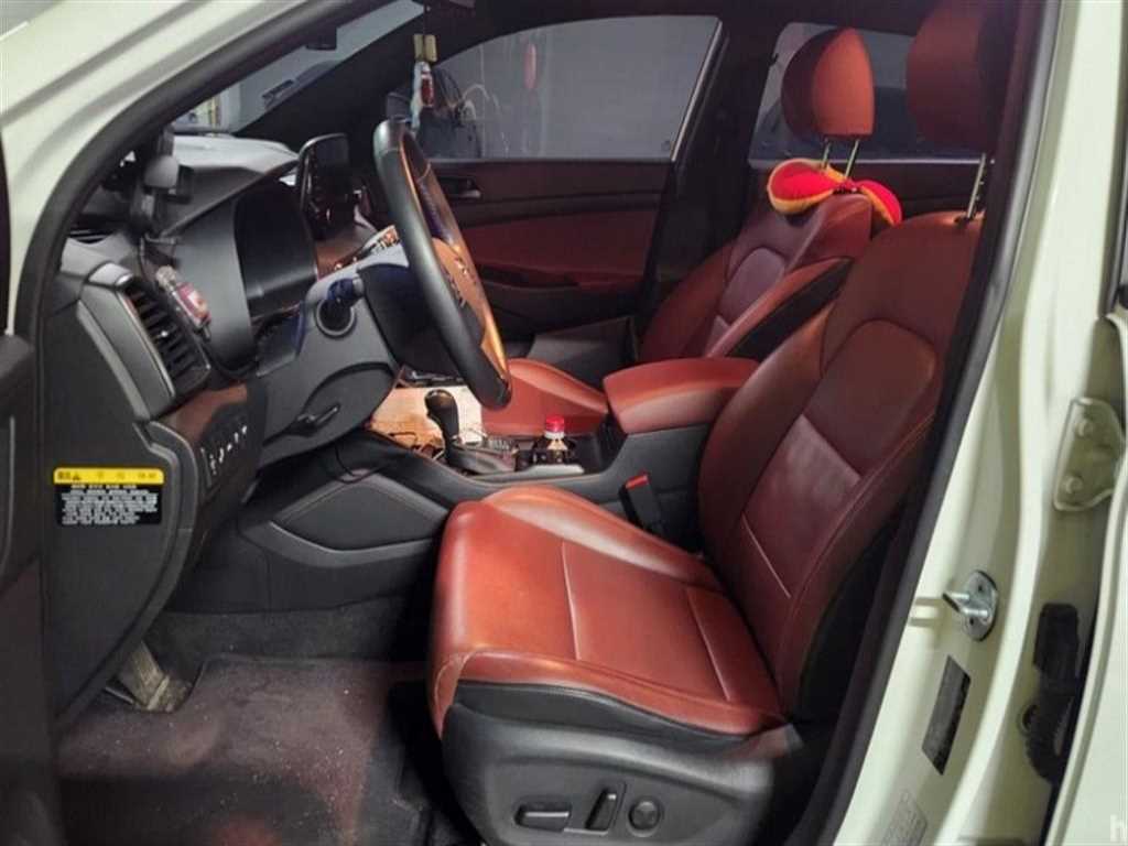 HYUNDAI Tucson - Vista 4