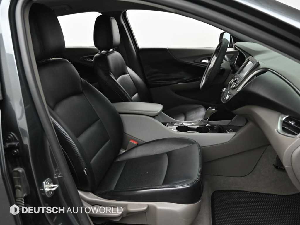 Chevrolet Malibu - Vista 10