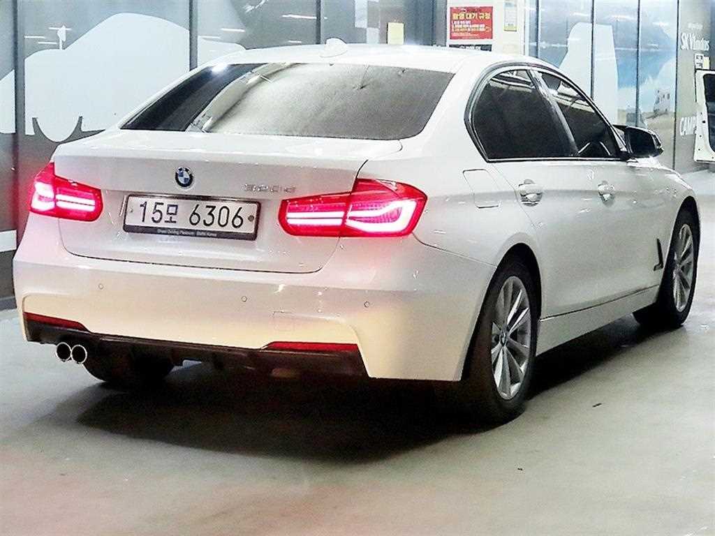 BMW 3 series - Vista 4
