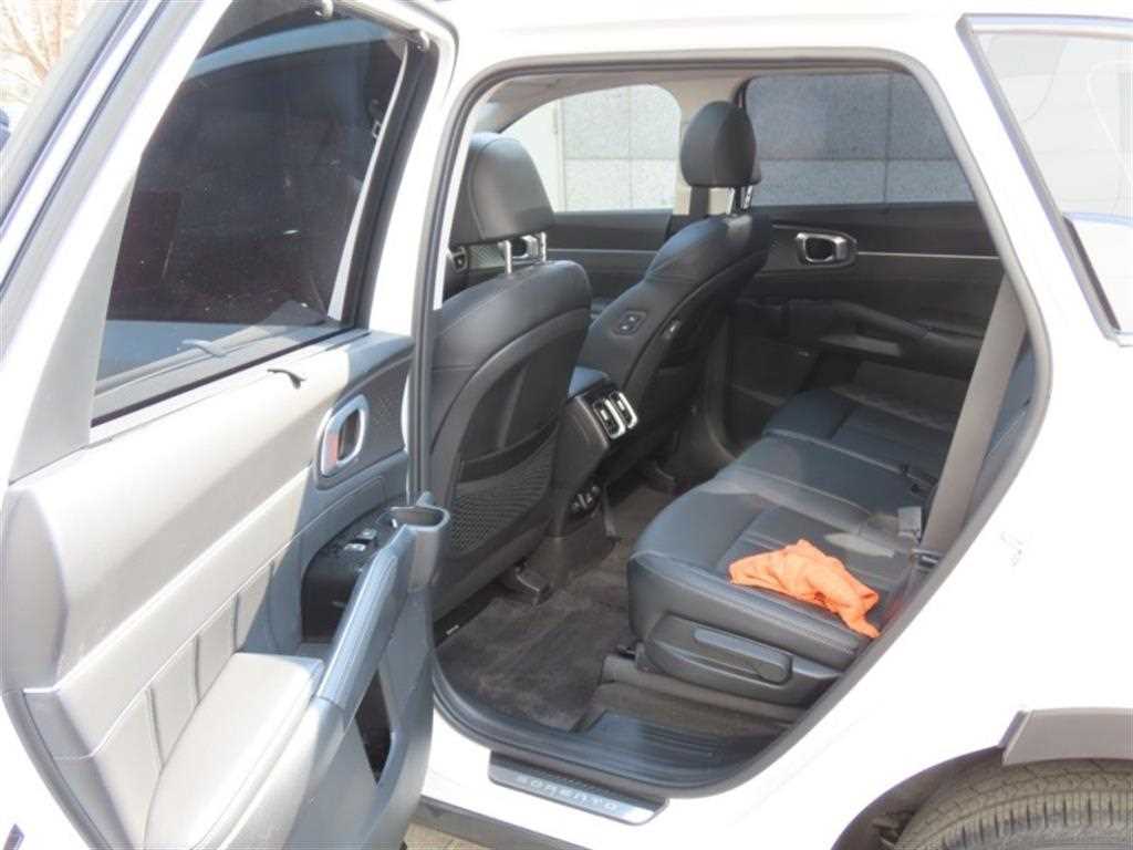 KIA Sorento 2023 Blanco - Importación desde Corea - HF Imports Iquique - Foto 14