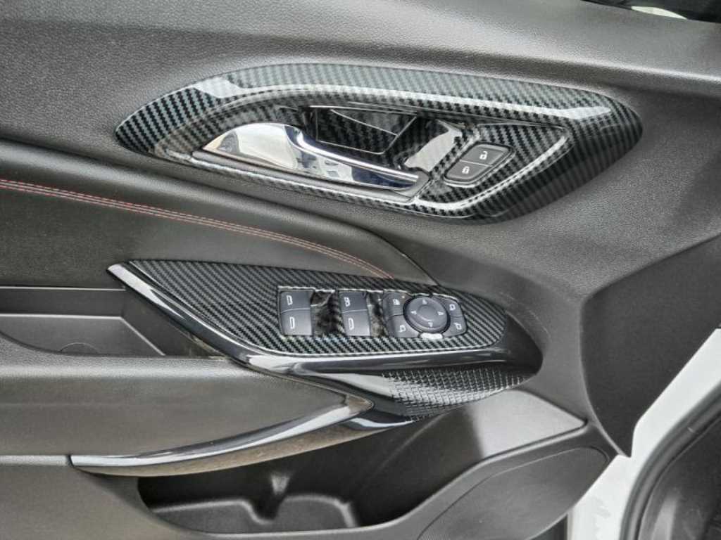 Chevrolet Trax - Vista 9