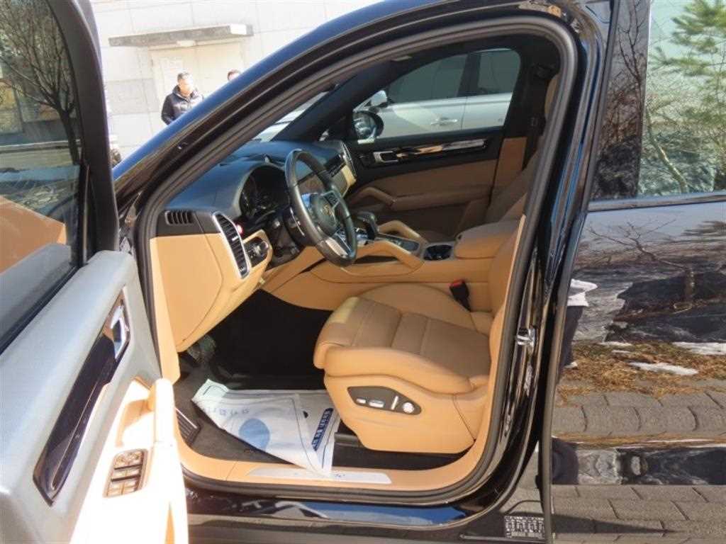 Porsche Cayenne - Vista 12