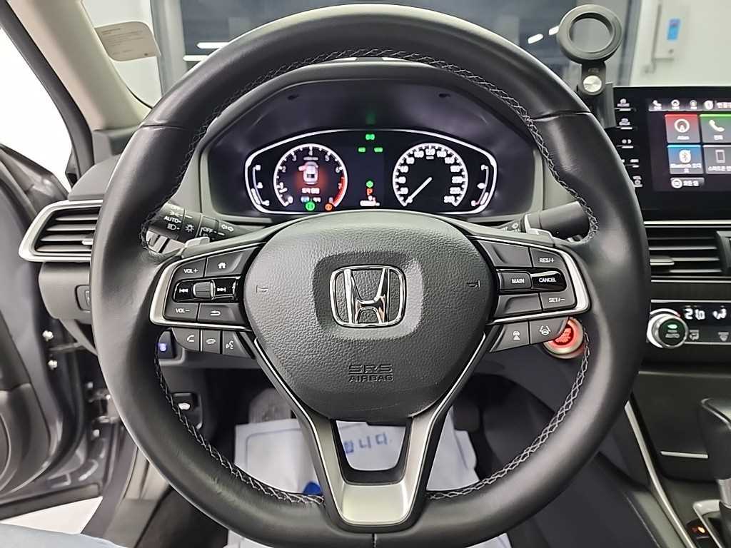 Honda Accord - Vista 9