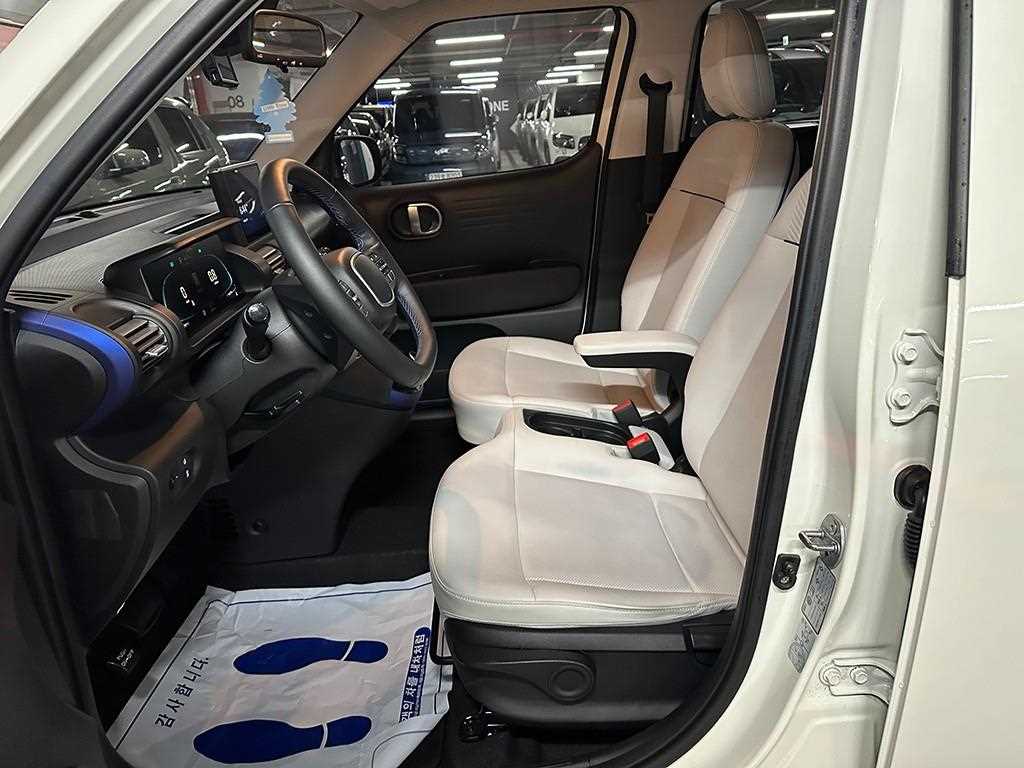 HYUNDAI Casper - Vista 5