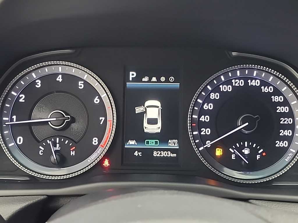 HYUNDAI Sonata - Vista 6