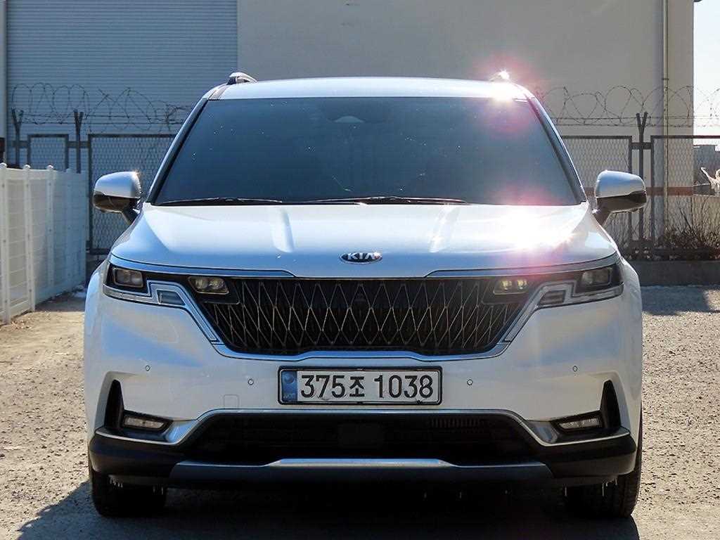 KIA Carnival 2021 Blanco - Importación desde Corea - HF Imports Iquique - Foto 1