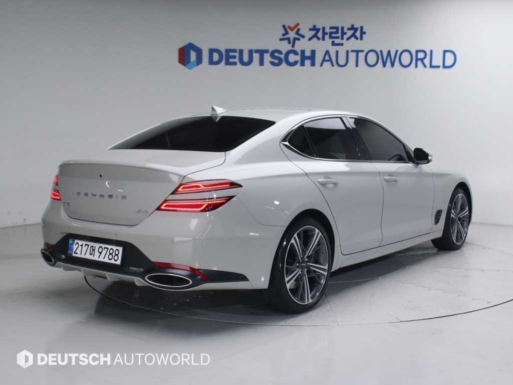 Genesis G70 - Vista 2