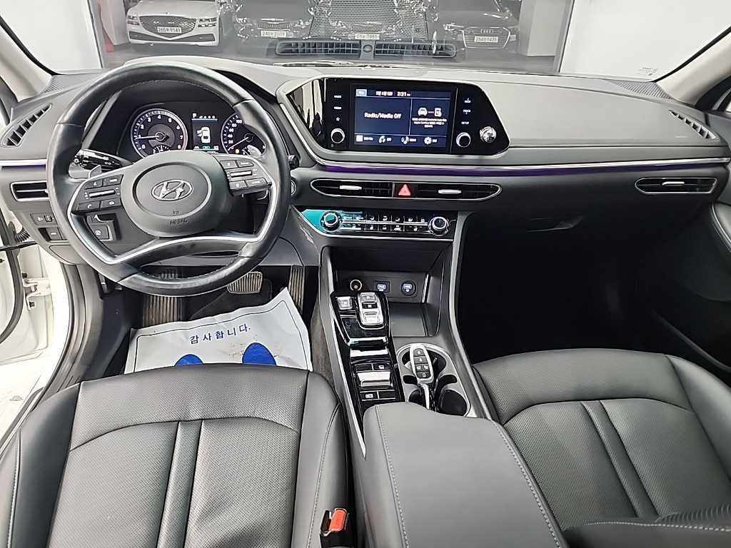 HYUNDAI Sonata - Vista 7