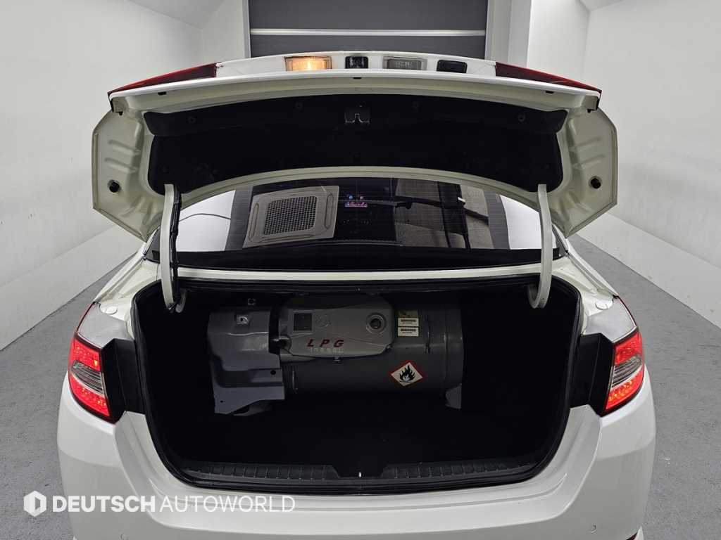 KIA K5 2013 Blanco - Importación desde Corea - HF Imports Iquique - Foto 19