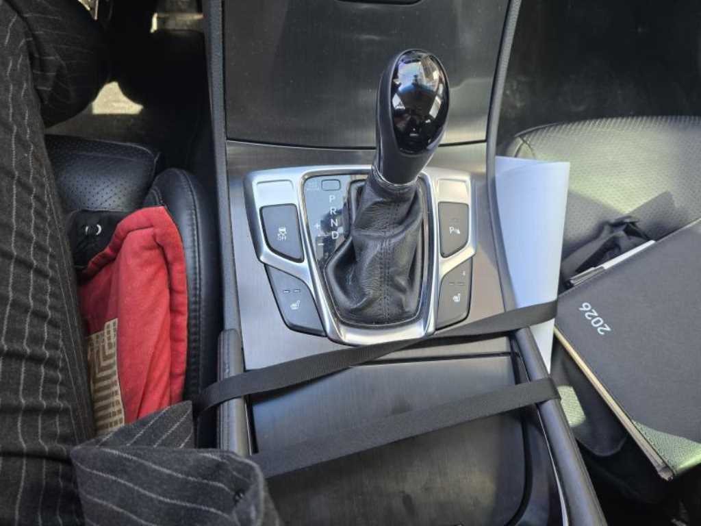 HYUNDAI Grandeur - Vista 6