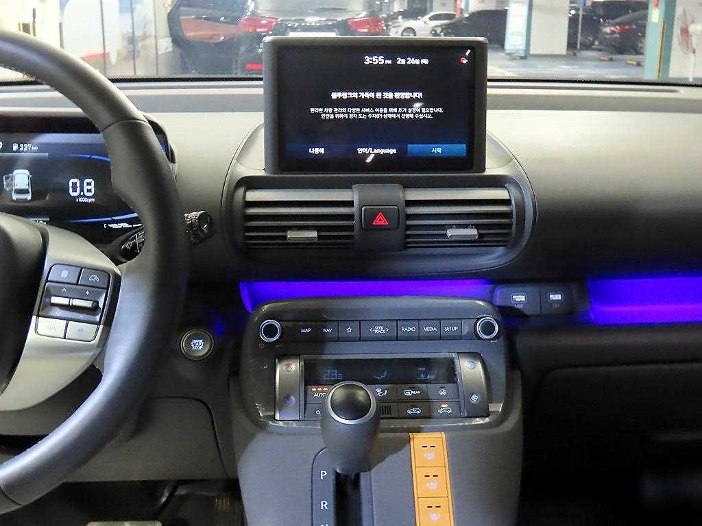 HYUNDAI Casper - Vista 11