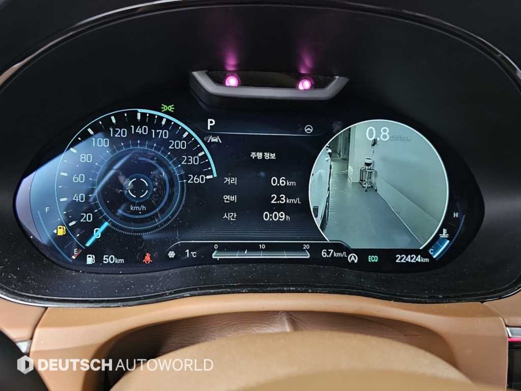 Genesis GV70 - Vista 8