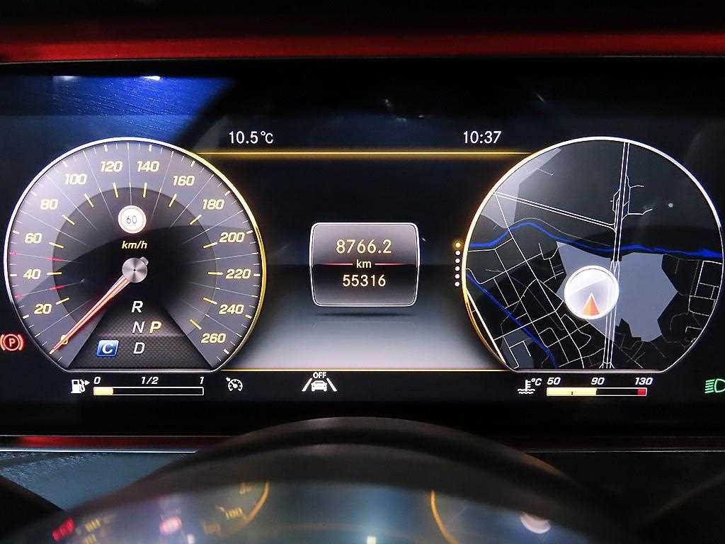 Mercedes Benz E class - Vista 11