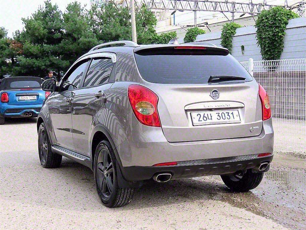 Ssangyong Korando - Vista 3