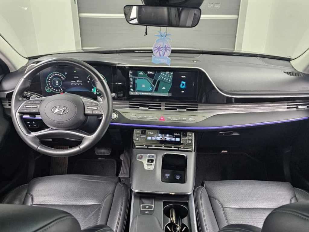 HYUNDAI Grandeur - Vista 7