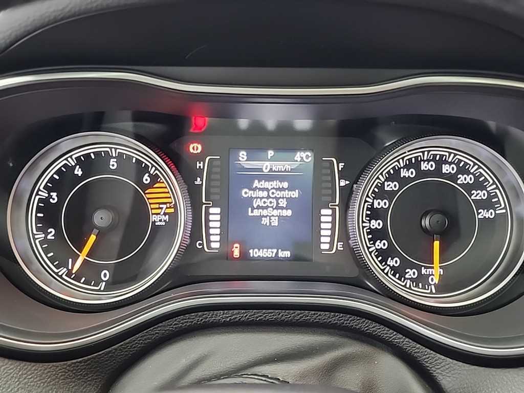 Jeep Cherokee - Vista 6