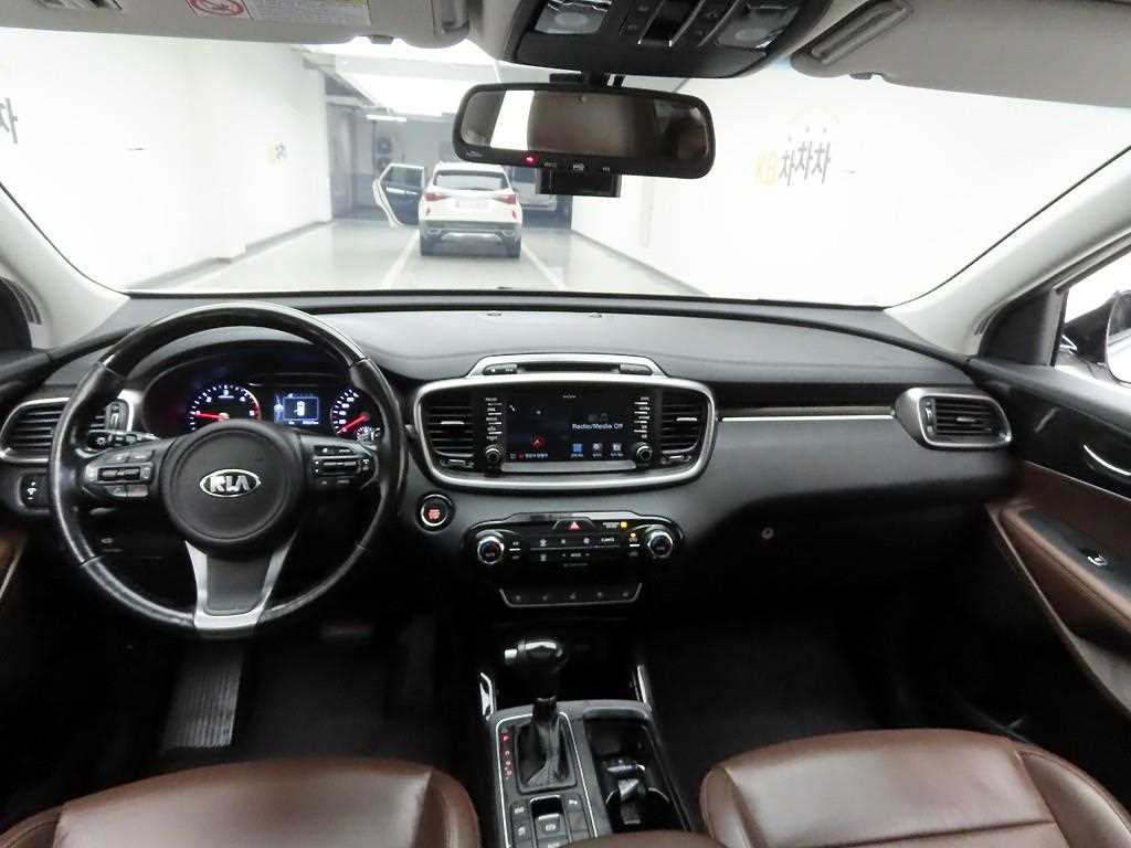 KIA Sorento - Vista 6