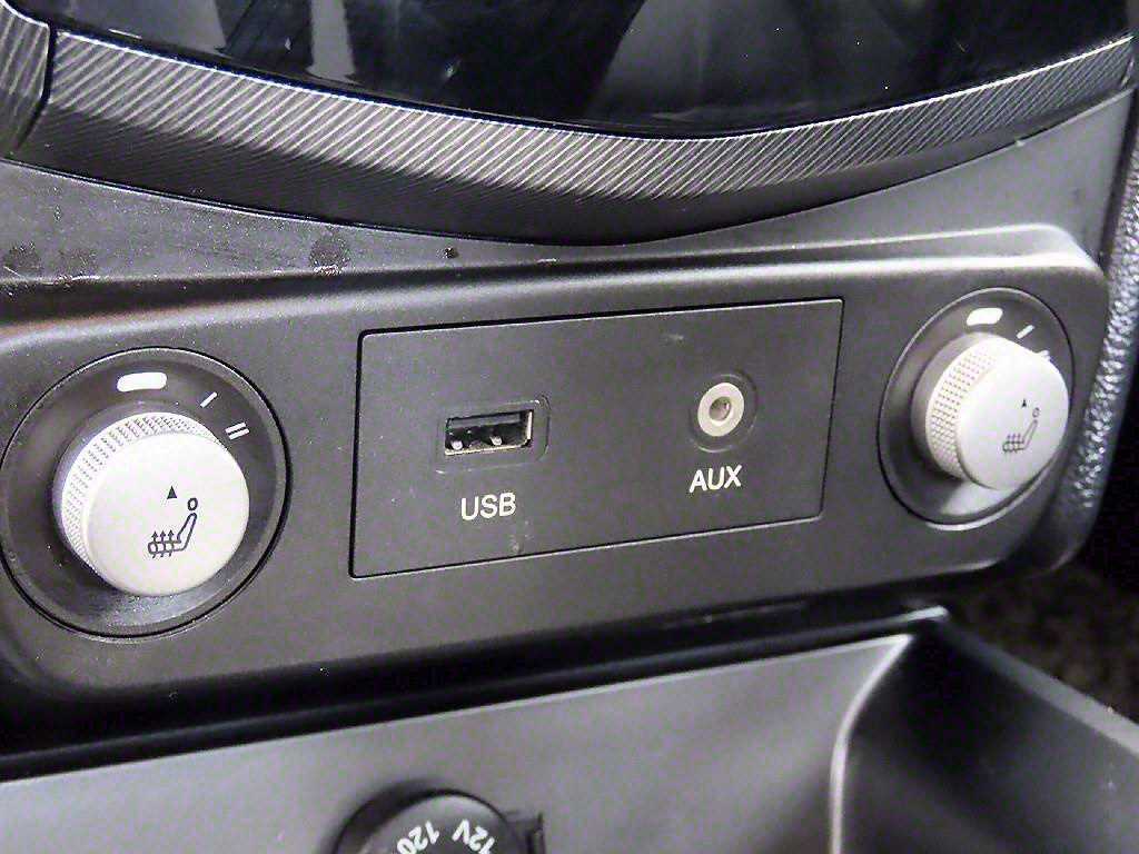 Ssangyong Tivoli 2017 Blanco - Importación desde Corea - HF Imports Iquique - Foto 13