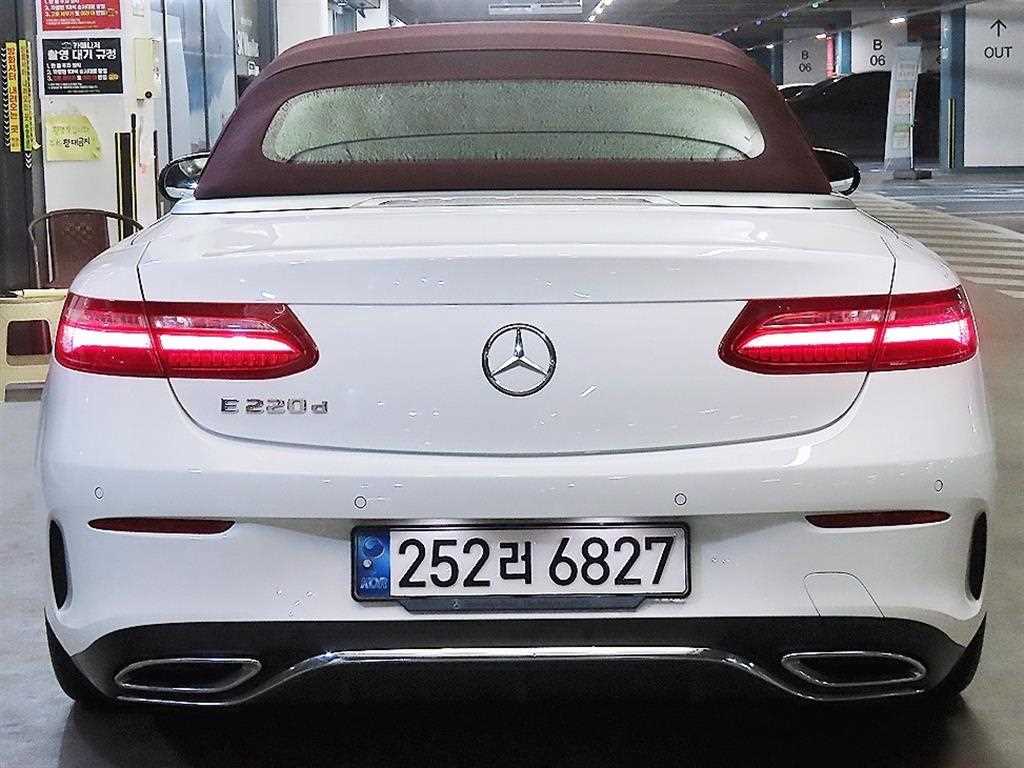 Mercedes Benz E class - Vista 5