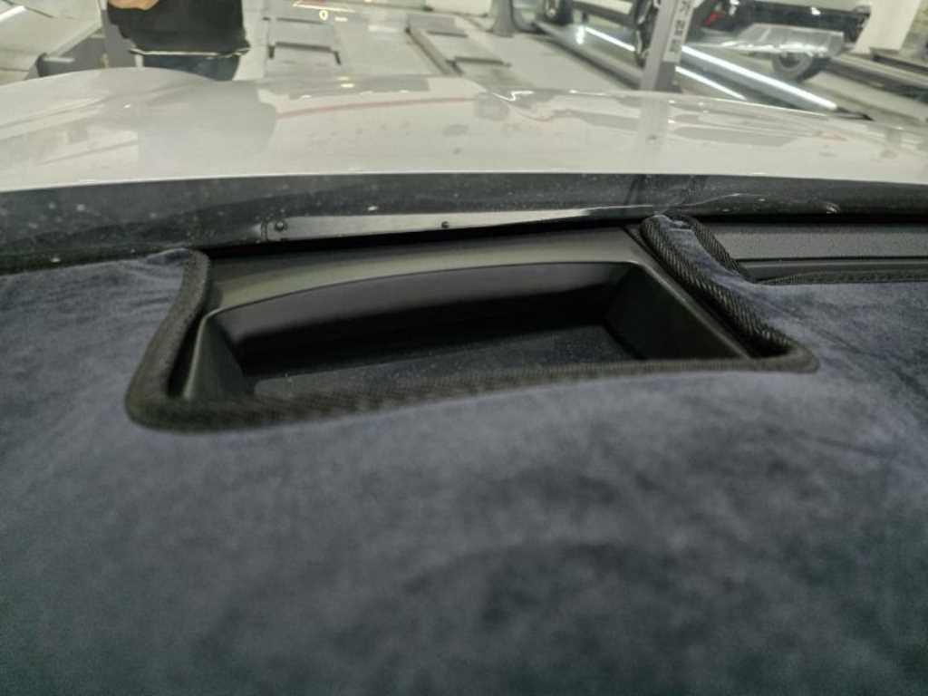 Genesis GV70 - Vista 8