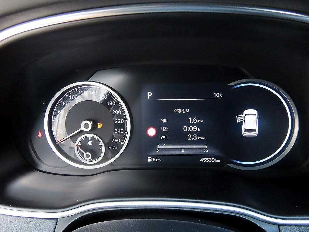 Genesis GV80 - Vista 9