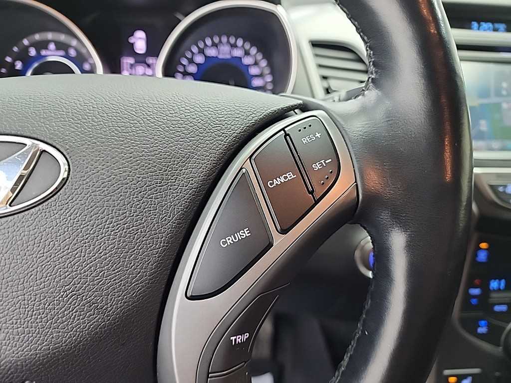 HYUNDAI Avante 2014 Blanco - Importación desde Corea - HF Imports Iquique - Foto 16