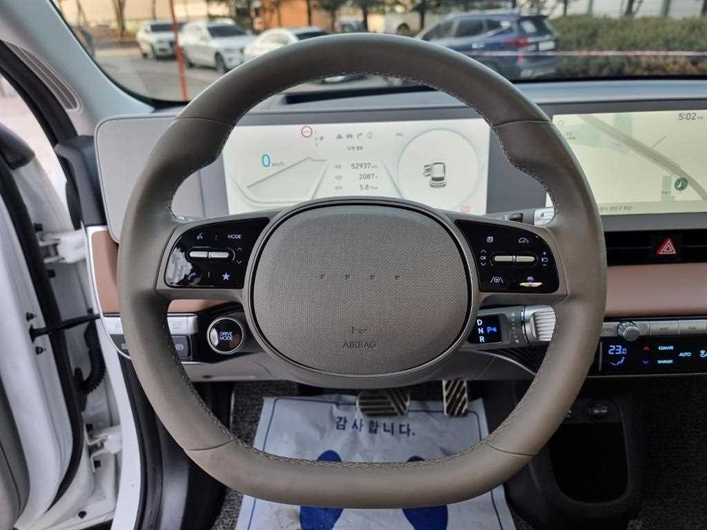 HYUNDAI Ioniq 5 - Vista 6