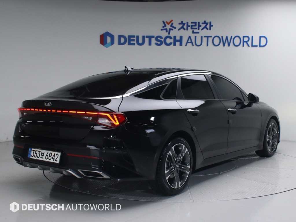 KIA K5 - Vista 2