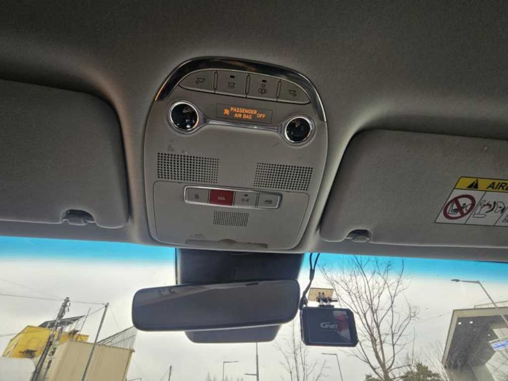 HYUNDAI Grandeur - Vista 11