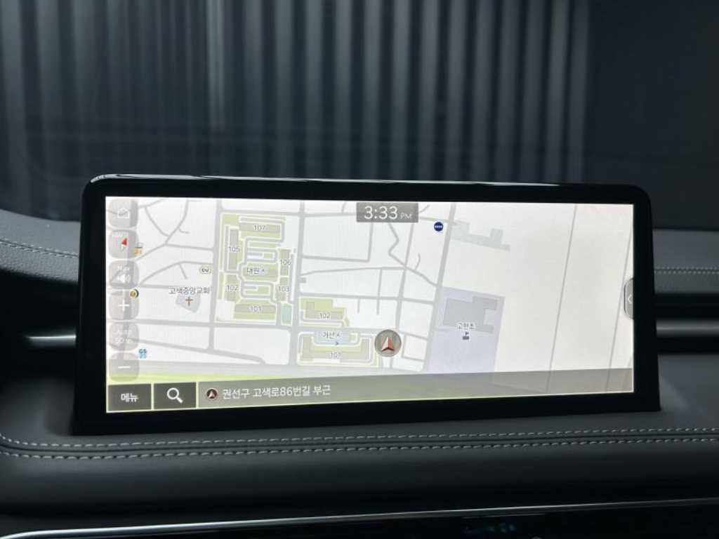 Genesis G70 - Vista 12