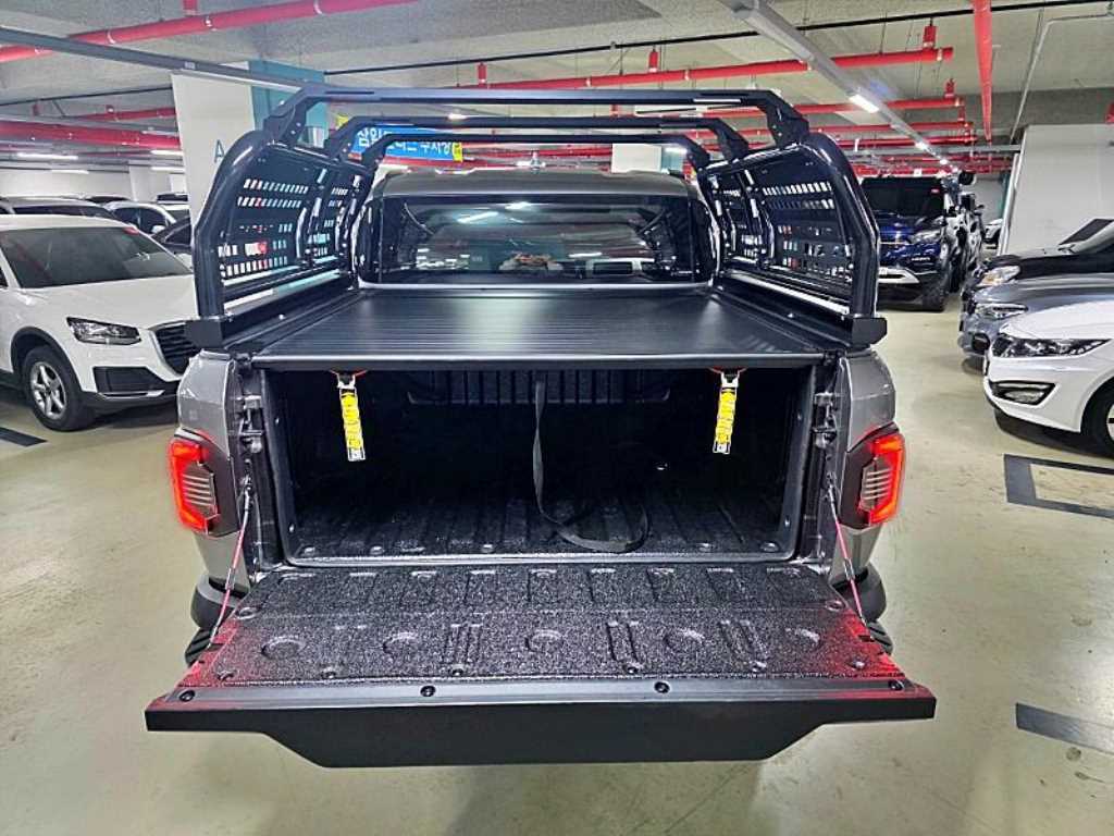 KIA Tasman - Vista 9