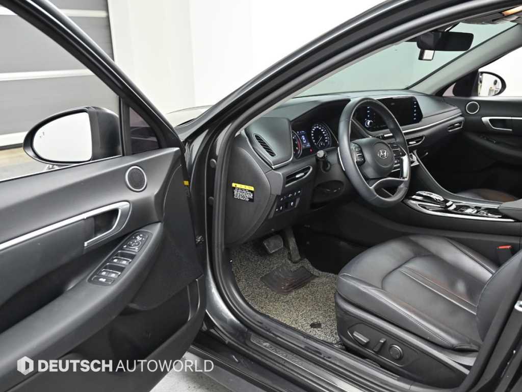 HYUNDAI Sonata - Vista 11