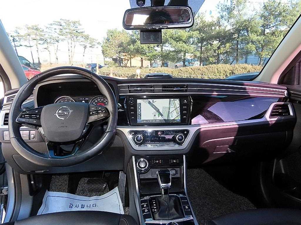 Ssangyong Korando - Vista 7