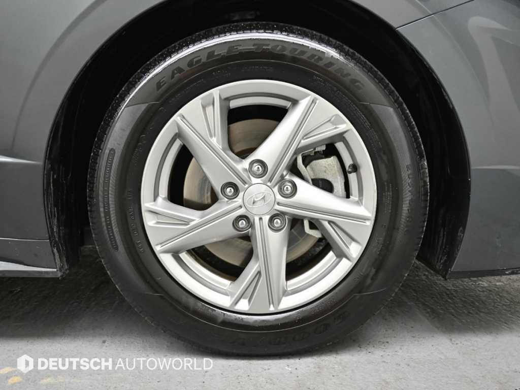 HYUNDAI Sonata - Vista 5