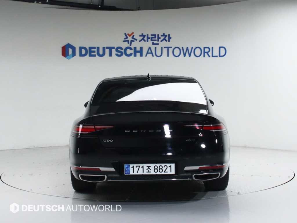 Genesis G90 - Vista 4