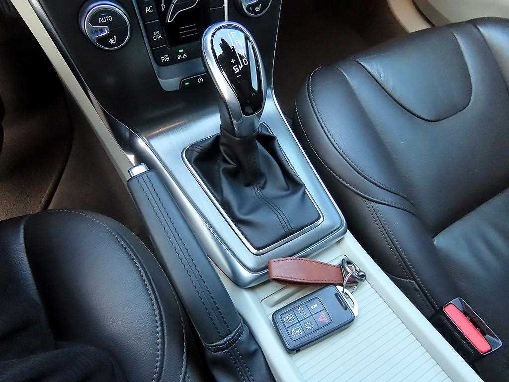 Volvo V40 - Vista 11