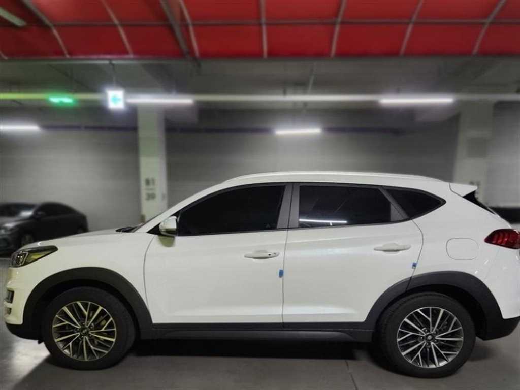 HYUNDAI Tucson - Vista 3