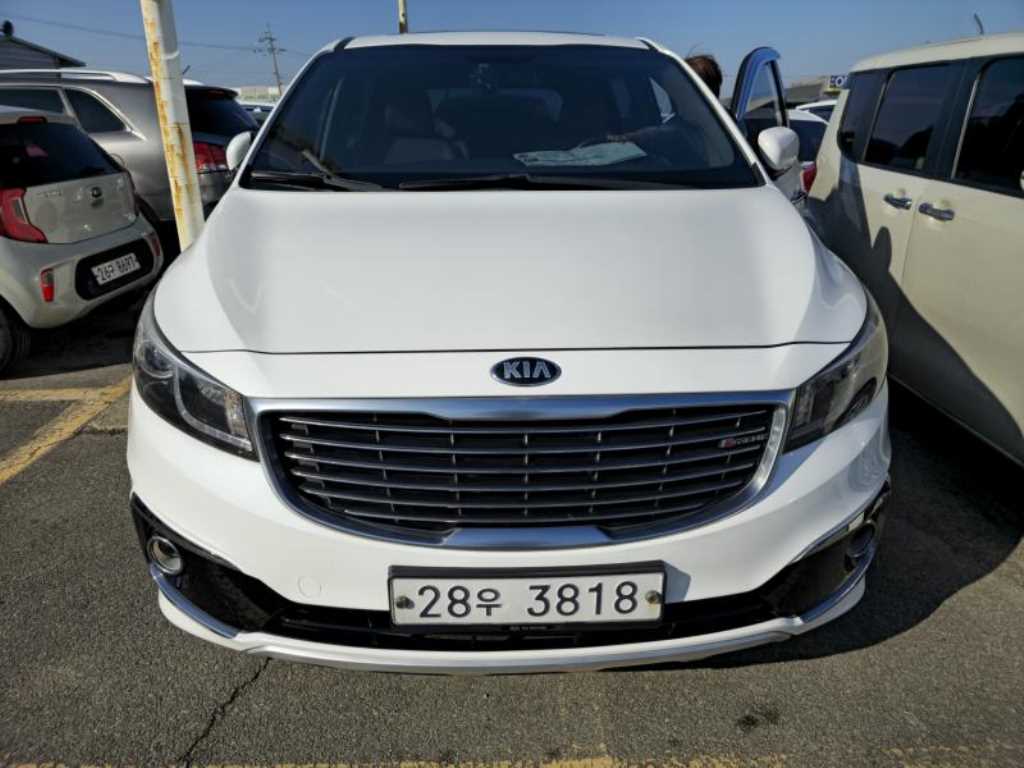 KIA Carnival 2015 - Importación desde Corea - HF Imports Iquique - Foto 1