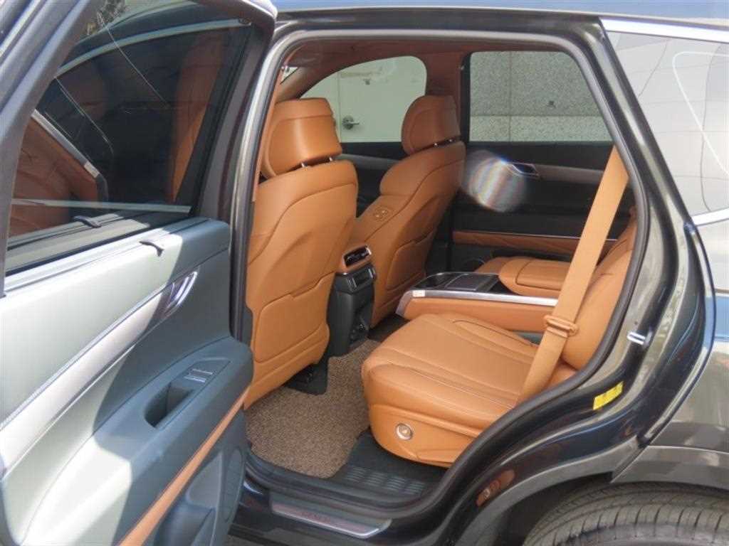 Genesis GV80 2025 Verde - Importación desde Corea - HF Imports Iquique - Foto 14