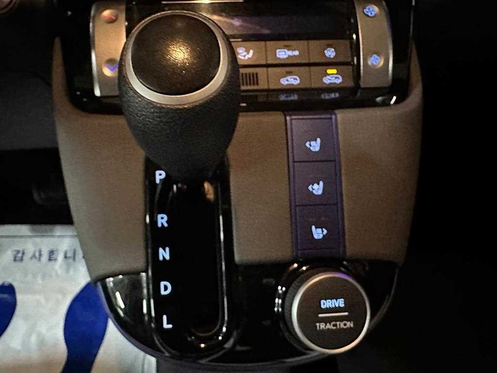 HYUNDAI Casper - Vista 11